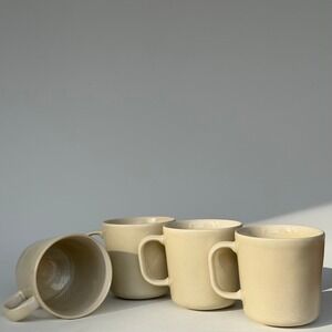 Set of Four (4) cloud terre x FORTESSA Pottery Barn Stoneware Mugs n˚3 Cream